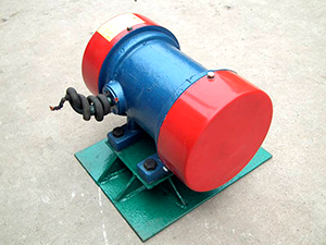 LZF倉壁振動器